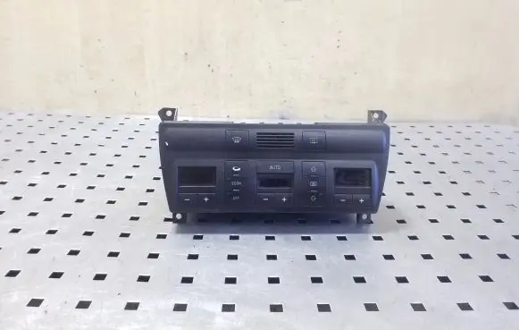 Audi A6 S6 C5 4B Climate control unit 4B0820043P
