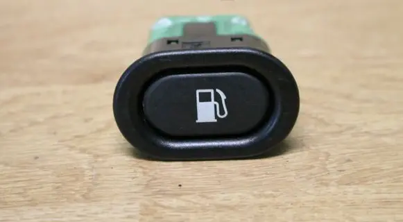 Saab 9-5 Fuel tank opening switch 4617544