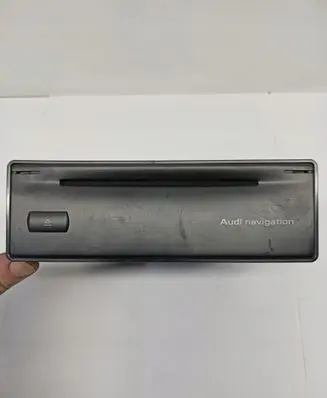 Audi A6 S6 C5 4B Navigation unit CD/DVD player 8E0035456C