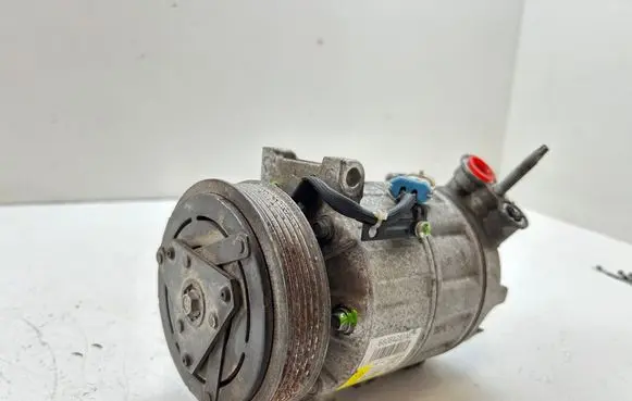 Fiat Freemont Air conditioning (A/C) compressor (pump) 68084281AE