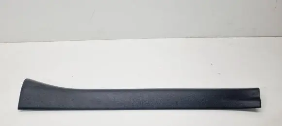 Front sill trim cover