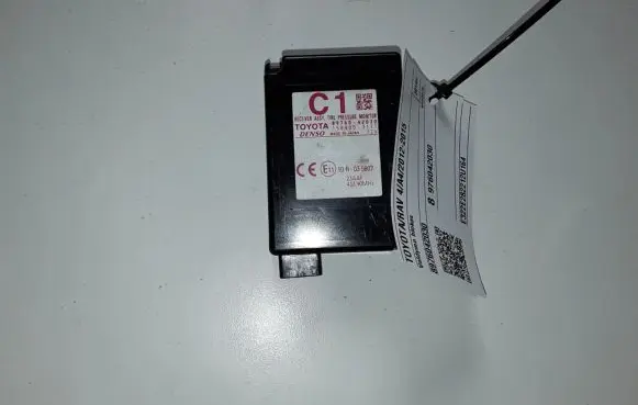 Toyota RAV 4 (XA40) Other control units/modules 8976042030