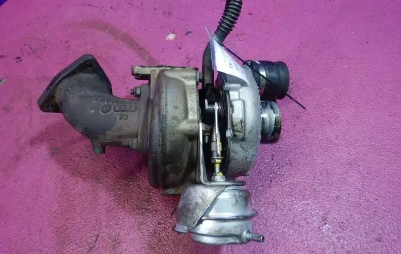 Audi A6 S6 C5 4B Turbo 059145701C