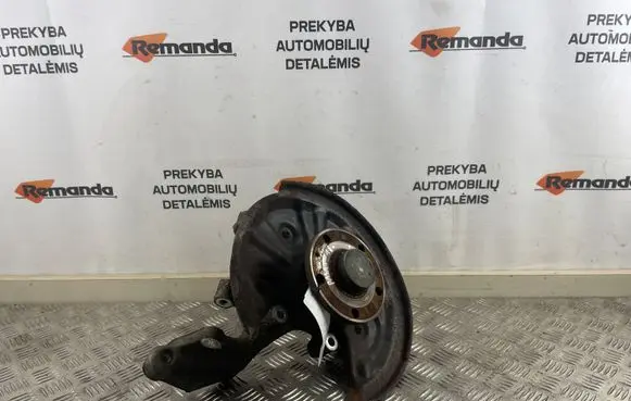 Volkswagen PASSAT B8 Rear wheel hub