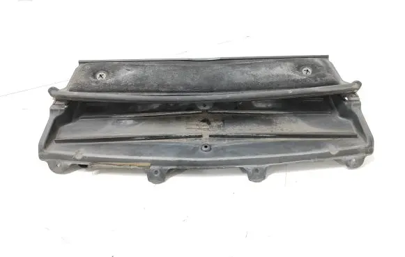 Opel Zafira C Intercooler air guide/duct channel
