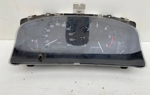 Toyota Corolla E110 Speedometer (instrument cluster) 8380002490A