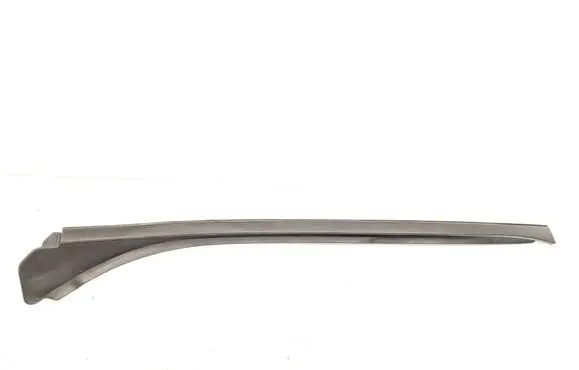 Windshield trim