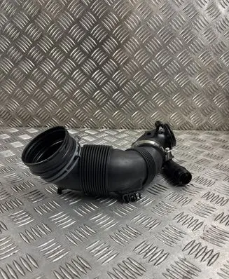 Volkswagen PASSAT B8 Air intake duct part 5Q0129654E