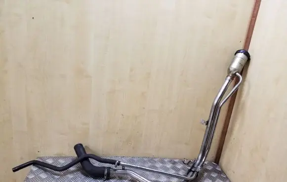Fuel tank filler neck pipe
