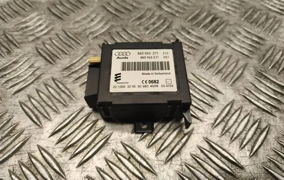 Audi A4 S4 B8 8K Auxiliary heating control unit/module 8K0963271