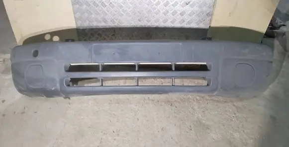Renault Master II Front bumper