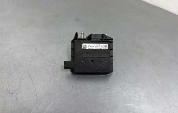Mercedes-Benz GLC X253 C253 Battery relay fuse A0009061505
