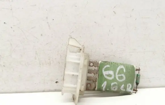 Volkswagen Golf VI Heater blower motor/fan resistor 