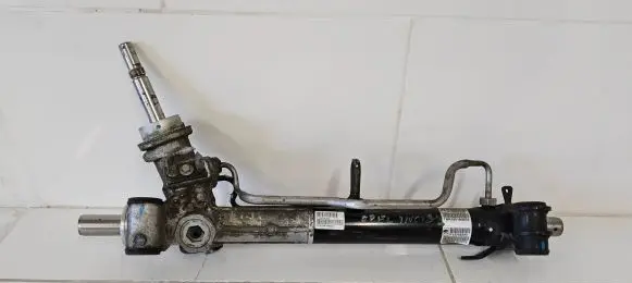 Opel Insignia A Steering rack P13292325 TNR1801B0253