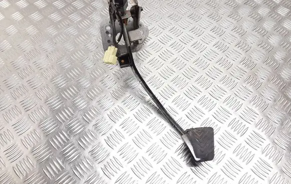 Clutch pedal
