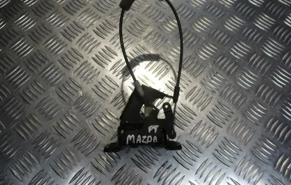 Mazda MPV II LW Rear door lock