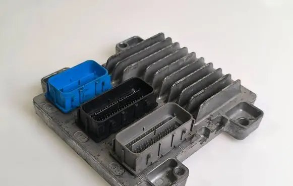 Opel Mokka Engine control unit/module 12655499 12643636 86ABMWX13064702Y