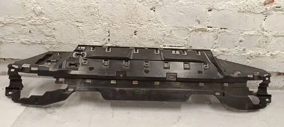 BMW i4 Rear bumper mounting bracket 15857711