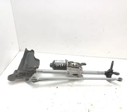 Front wiper linkage and motor