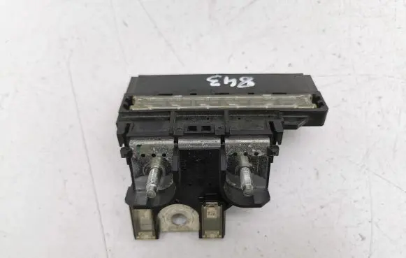 Nissan Juke II F16 Battery relay fuse 