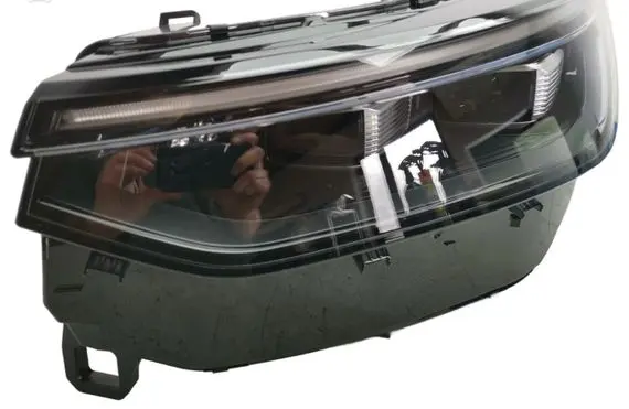 Volkswagen Tayron II Headlight/headlamp 57L941035