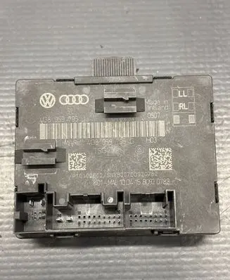 Audi A6 C7 Door control unit/module 4G8959795J