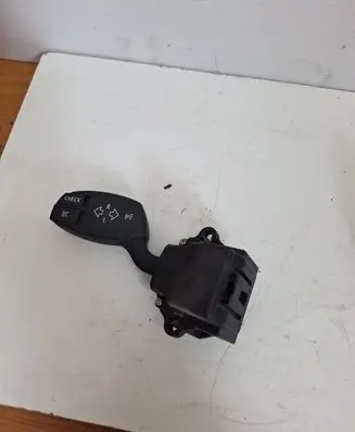 BMW 5 E60 E61 Indicator stalk 6924103
