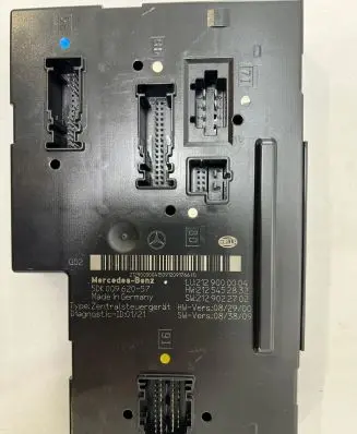 Mercedes-Benz E W212 Comfort/convenience module 5DK009620-38