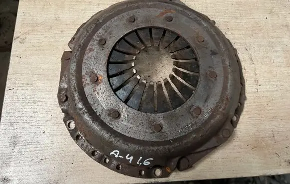 Audi A4 S4 B5 8D Pressure plate 