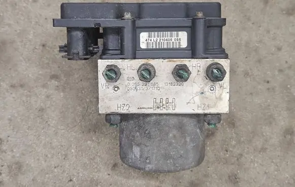 Opel Tigra B ABS Pump 13182320 0265231585