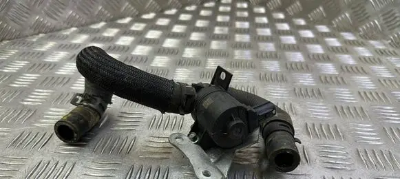 Mazda CX-30 Valve vacuum HF071516ZA 70900000 19T246