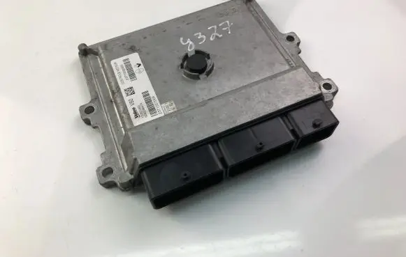 Renault Clio IV Engine control unit/module ECU 237102928R 237102706R