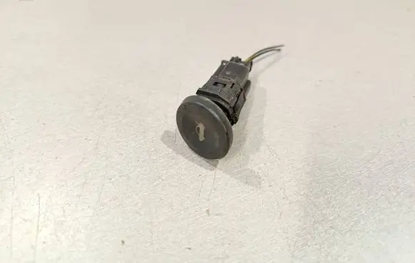 Ford Fiesta Tailgate opening switch 2S6T198514AA