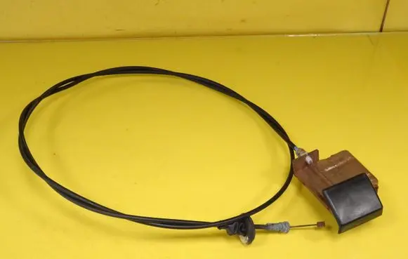 Engine bonnet/hood lock release cable