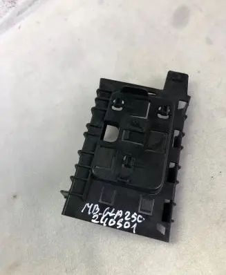Mercedes-Benz GLA H247 Other engine bay part A2475451900
