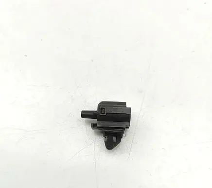 Tesla Model 3 Outside/external air temperature sensor 110681800A