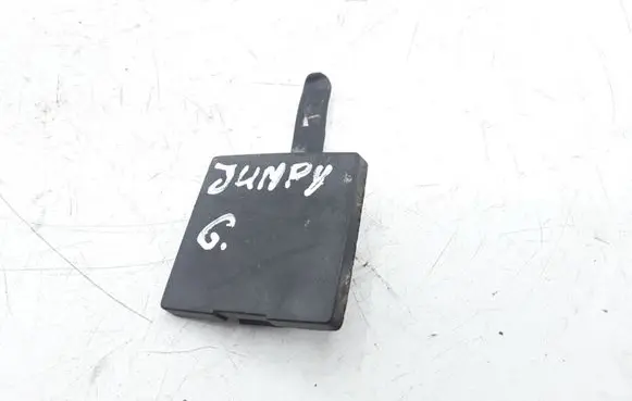 Citroen Jumpy Rear bumper row hook cap/cover 1497639077