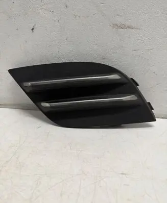 Renault Clio IV Front bumper lower grill 263369999R