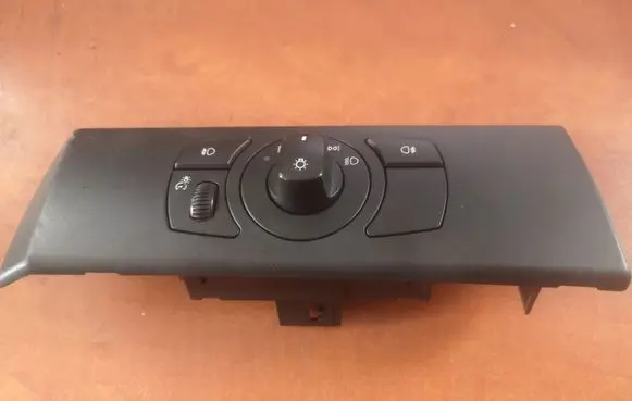 BMW 5 E60 E61 Light switch 6953735