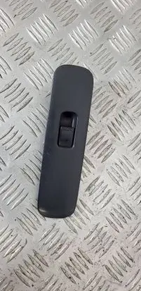 Suzuki Grand Vitara I Quarter vent window switch 
