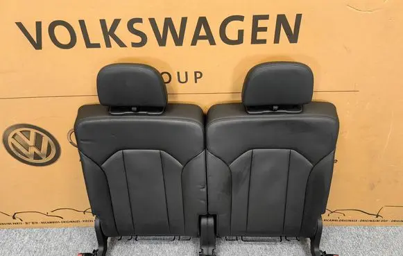 Rear seat