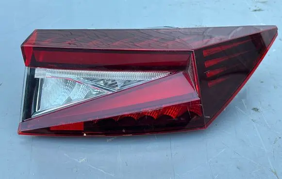 Skoda Enyaq iV Rear/tail lights 5LA945208A