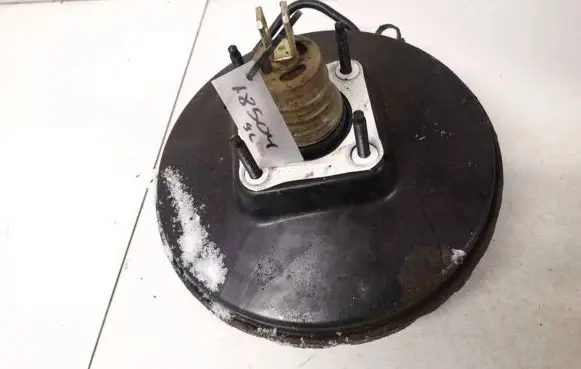 Ford Focus Brake booster
