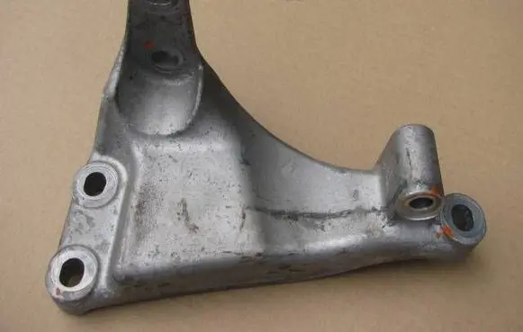 Jeep Renegade Front differential mounting bracket 55263318