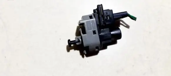 Ford Mondeo Mk III Brake pedal sensor switch 1s7t13480aa