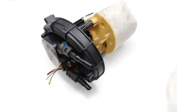 Citroen C4 Grand Picasso In-tank fuel pump 28502471 28500632