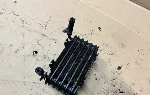 BMW 5 E39 Fuel cooler (radiator) 13322247411 48001A