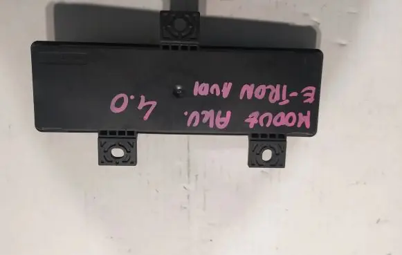 Audi e-tron Other control units/modules 4KE915233B 3522070303 4KE915233F