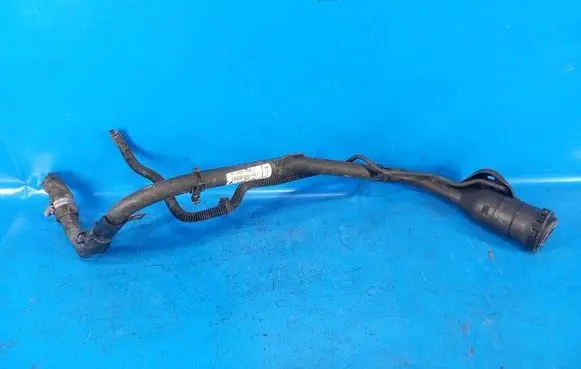 Ford Mustang VI Fuel tank filler neck pipe FR3C9034AK