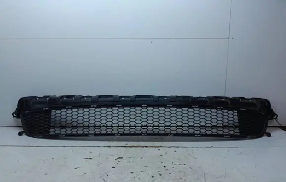 Renault Trafic III (X82) Front bumper lower grill 622544919R